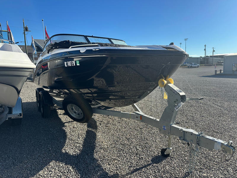 D04AE9A8-3701-45A9-B774-F746F6E5A419