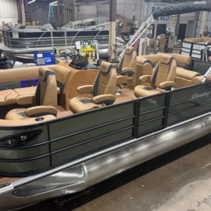 2026 Bentley Legacy 220 Navigator DL Quad Lounge